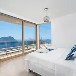 Ruby, Kalkan, Dom wakacyjny